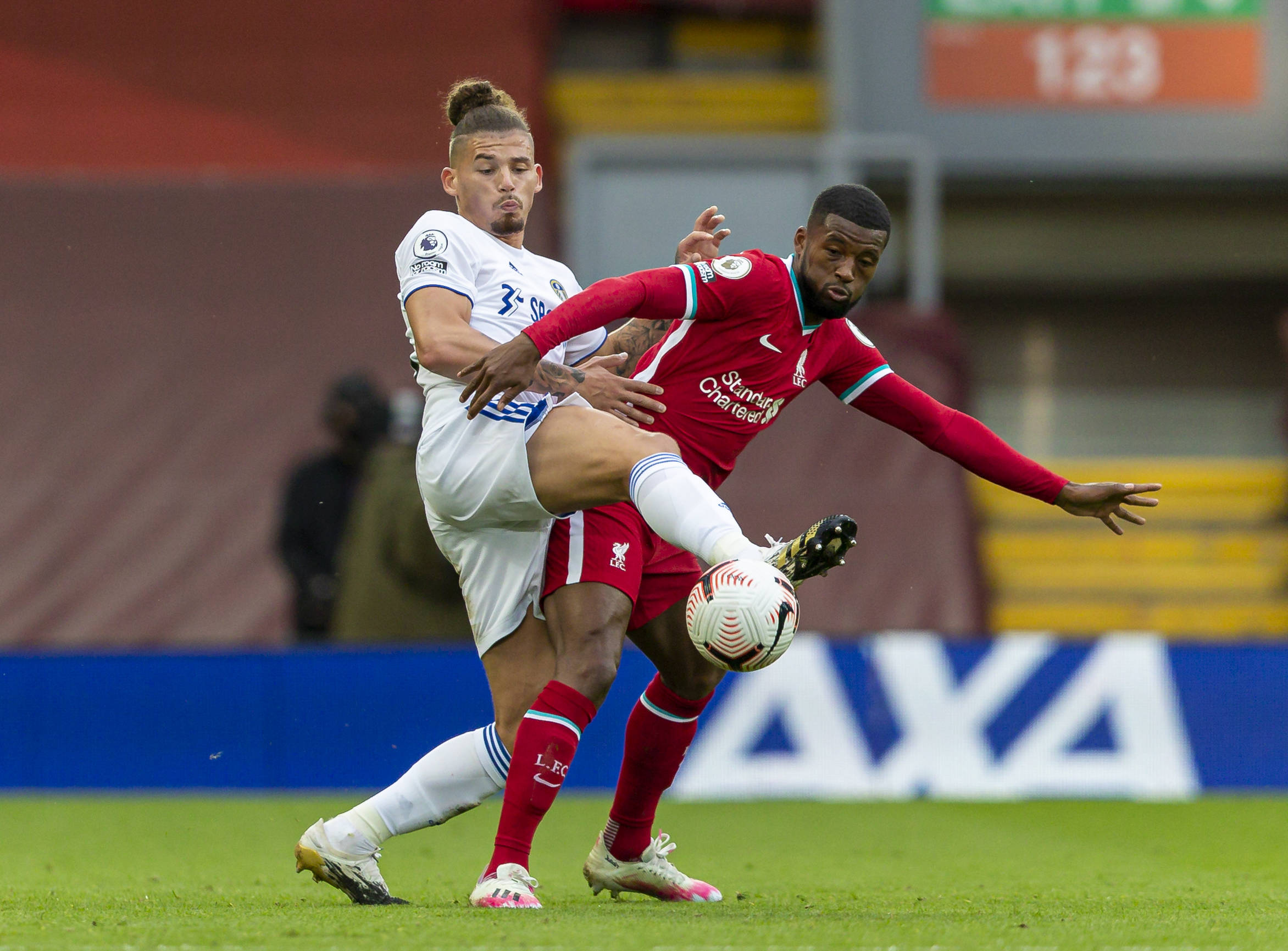 造更多足球 造更多足球