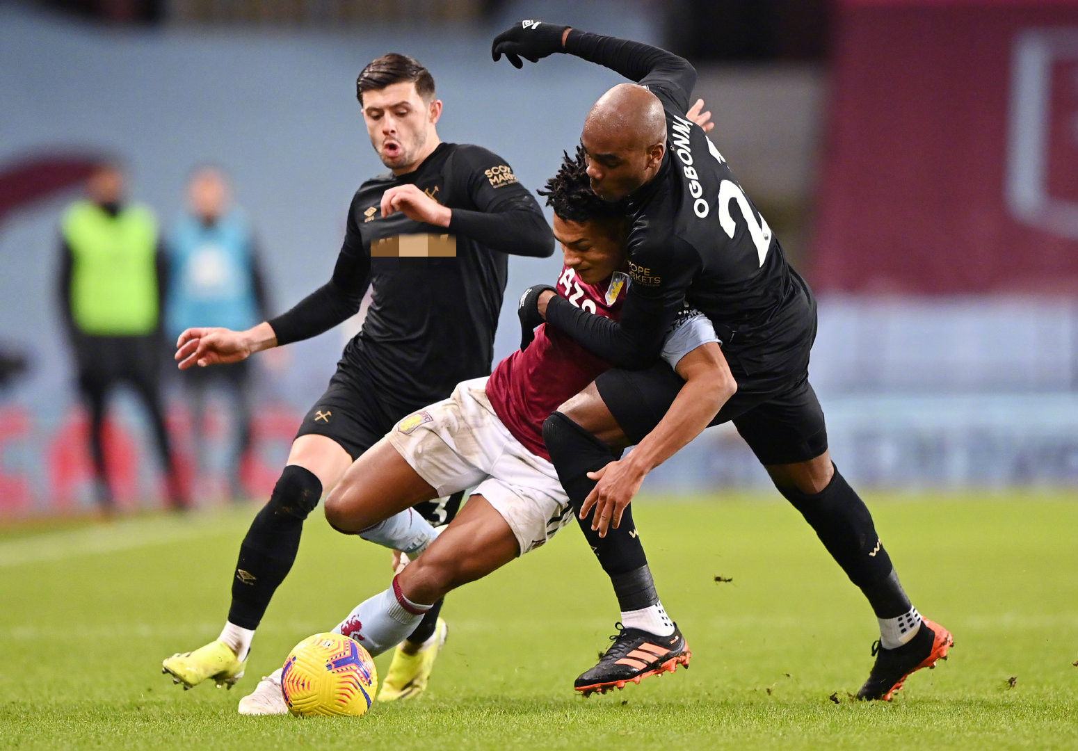 这位来自巴 这位来自巴