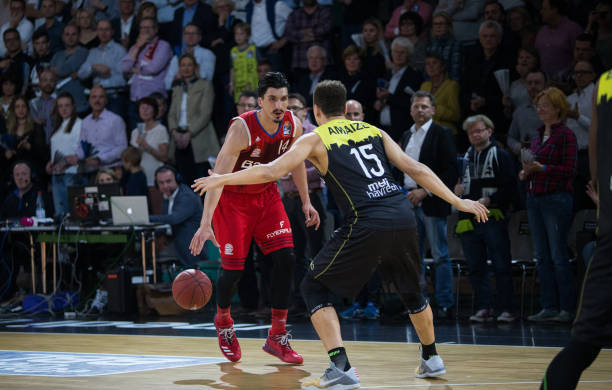 提到对林加 提到对林加